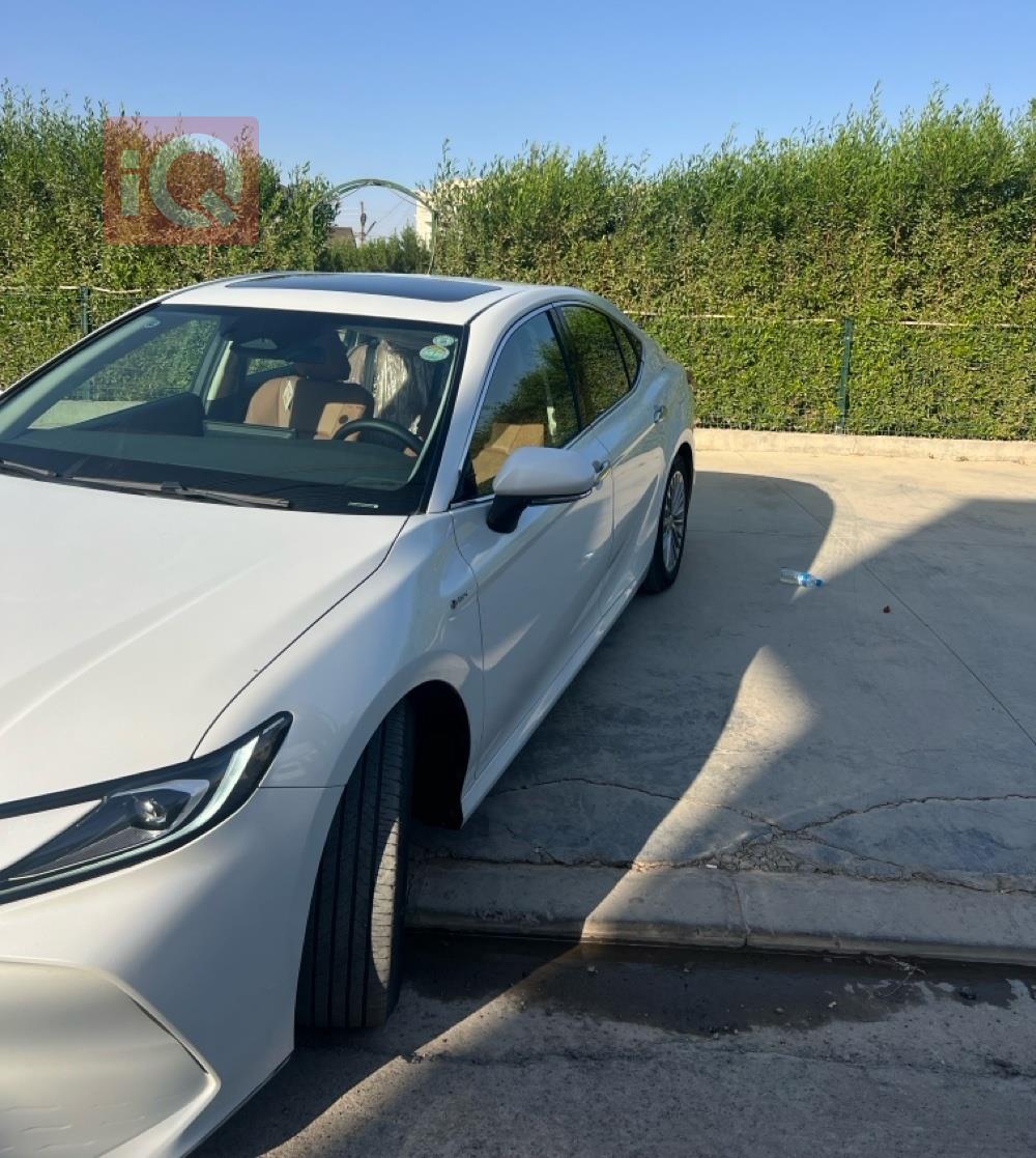 تۆیۆتا کامری